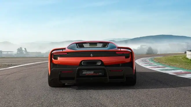 Ferrari 296 is even more "Special": 880 HP, lighter and lots of driving fun