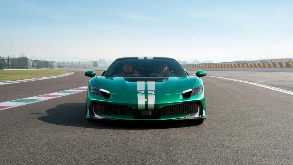 Ferrari 296 is even more "Special": 880 HP, lighter and lots of driving fun