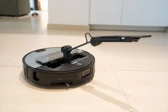 Review of the Roborock Saros Z70: We Tested the Robot Arm | Video