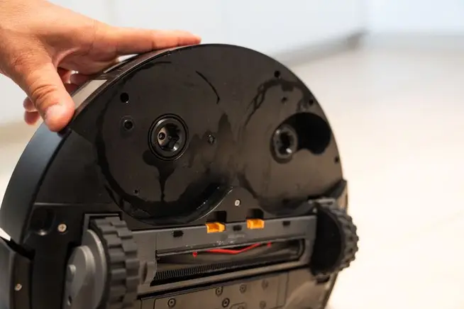 Review of the Roborock Saros Z70: We Tested the Robot Arm | Video