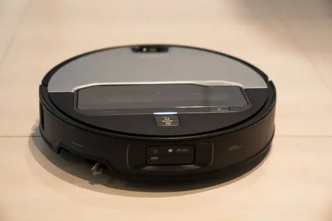 Review of the Roborock Saros Z70: We Tested the Robot Arm | Video