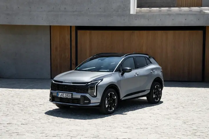 The KIA Sportage 2025 has been redesigned for Europe. Here's how the SUV changes.